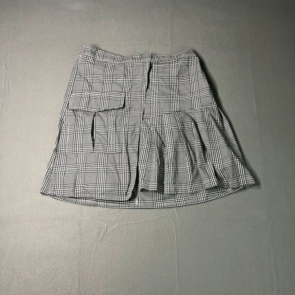 Free Assembly Girls Size XL  plaid skirt preppy
